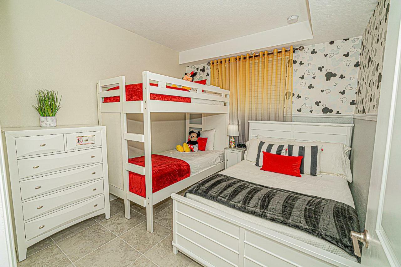 Only 5 Miles From Disney! Free Water Park! 2 Bed, 2 Bath Condo, Sleeps 8 Kissimmee Exterior foto